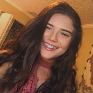 Meet your Posher, Makenzie